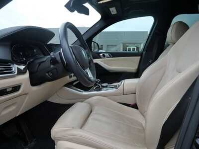 2022 BMW X5, $38998. Photo 10