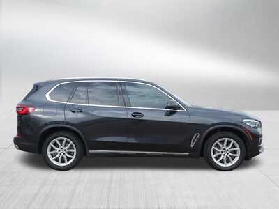 2022 BMW X5, $38998. Photo 8