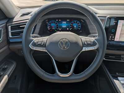 2026 Volkswagen Atlas, $47903. Photo 9
