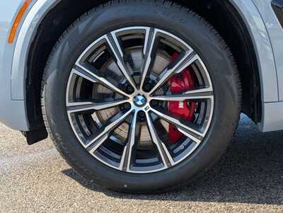 2026 BMW X5, $88950. Photo 4