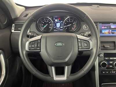 2019 Land Rover Discovery, $16148. Photo 12