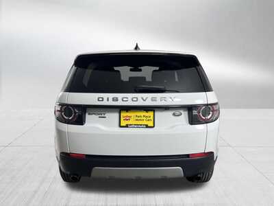2019 Land Rover Discovery, $16148. Photo 6