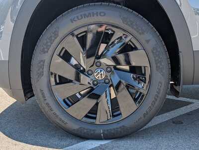 2026 Volkswagen Atlas, $46483. Photo 4