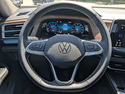 2026 Volkswagen Atlas, $46483. Photo 9