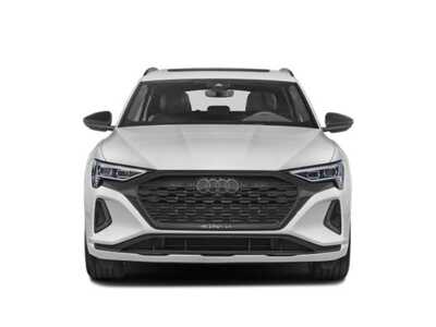 2024 Audi Q8, $0. Photo 4