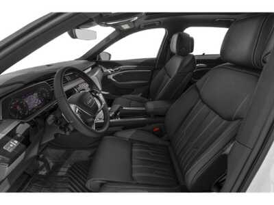 2024 Audi Q8, $0. Photo 9