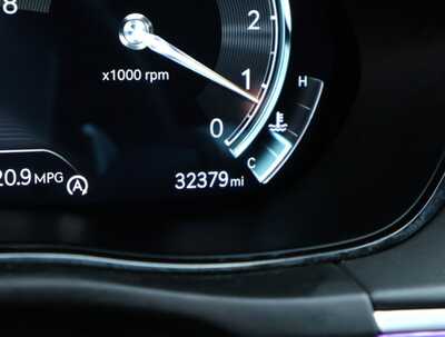 2024 Genesis GV70, $0. Photo 3