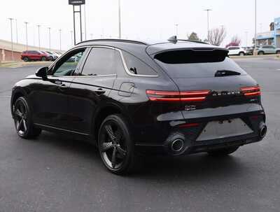 2024 Genesis GV70, $0. Photo 7