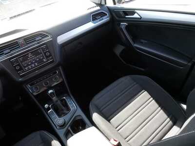 2023 Volkswagen Tiguan, $0. Photo 11