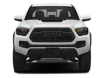 2017 Toyota Tacoma, $30350. Photo 4