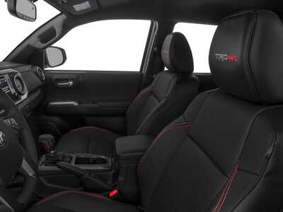 2017 Toyota Tacoma, $30350. Photo 9