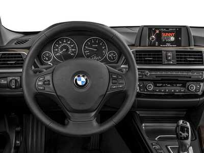2016 BMW 3 Series, $13848. Photo 6