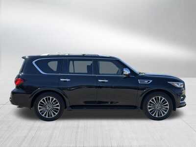 2021 Infiniti QX80, $42348. Photo 8