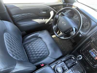 2021 Infiniti QX80, $42348. Photo 9