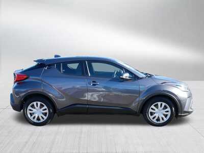 2021 Toyota C-HR, $0. Photo 8