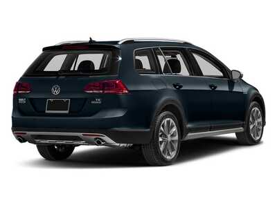 2017 Volkswagen Golf, $0. Photo 2