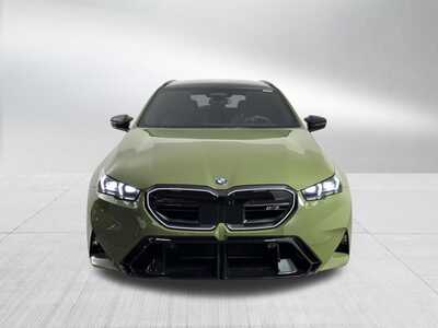 2026 BMW M5, $153348. Photo 2