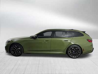 2026 BMW M5, $153348. Photo 4