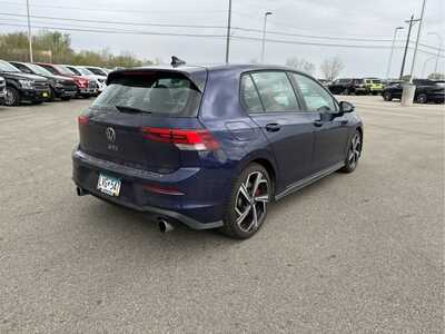 2024 Volkswagen Golf, $32348. Photo 7