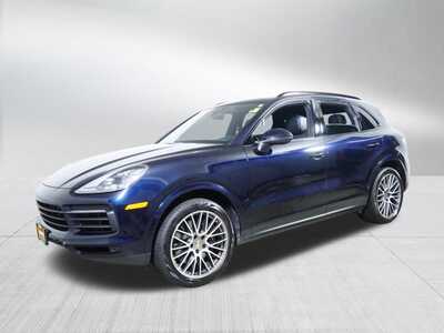 2022 Porsche Cayenne, $0. Photo 3