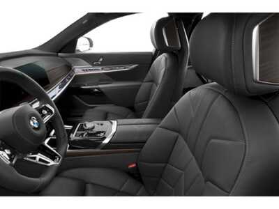 2026 BMW 7 Series, $134605. Photo 12