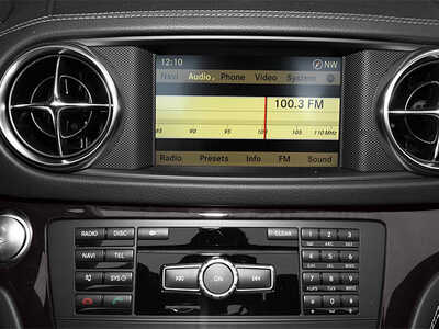 2013 Mercedes-Benz SL-Class, $34348. Photo 9