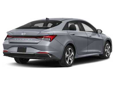 2023 Hyundai Elantra, $19348. Photo 5