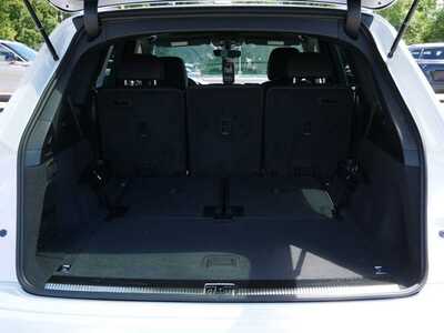 2025 Audi Q7, $58348. Photo 5