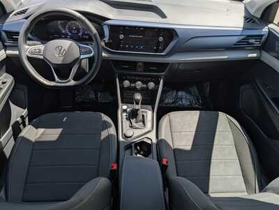 2024 Volkswagen Taos, $26348. Photo 10
