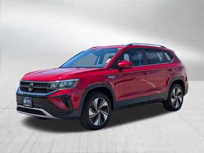2024 Volkswagen Taos, $26348. Photo 3