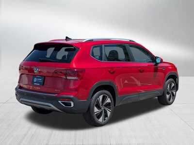 2024 Volkswagen Taos, $26348. Photo 7