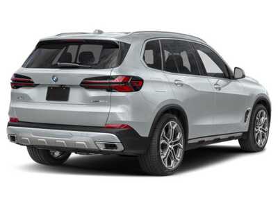 2026 BMW X5, $90600. Photo 2