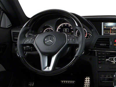2013 Mercedes-Benz E-Class, $0. Photo 9