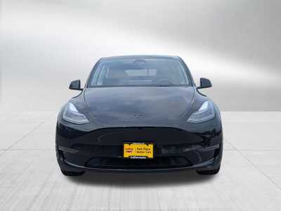 2024 Tesla Model Y, $38848. Photo 2