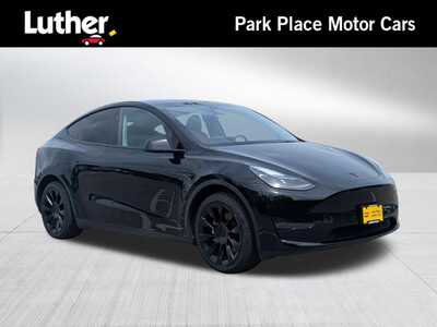 2024 Tesla Model Y, $38848. Photo 1