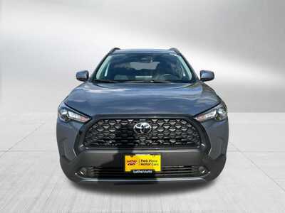 2023 Toyota Corolla Cross, $26348. Photo 2
