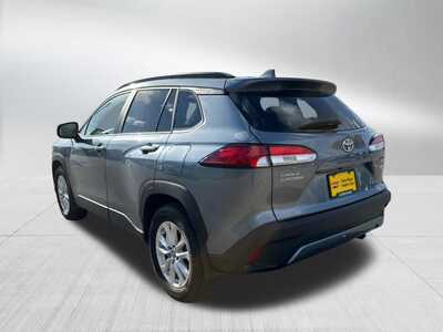 2023 Toyota Corolla Cross, $26348. Photo 5
