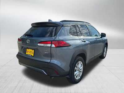 2023 Toyota Corolla Cross, $26348. Photo 7