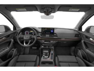 2025 Audi Q5, $48348. Photo 8