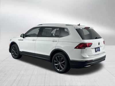 2022 Volkswagen Tiguan, $22648. Photo 5