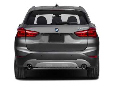 2017 BMW X1, $21348. Photo 5