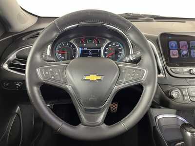 2017 Chevrolet Malibu, $12348. Photo 12