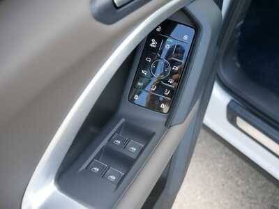 2025 Audi Q5, $61325. Photo 8