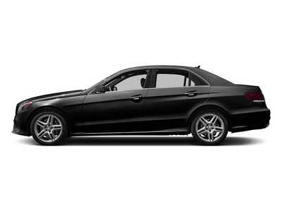 2016 Mercedes-Benz E-Class, $0. Photo 3