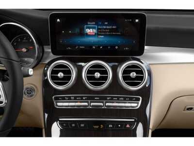 2022 Mercedes-Benz GLC-Class, $0. Photo 10