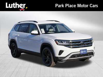 2023 Volkswagen Atlas, $32848. Photo 1