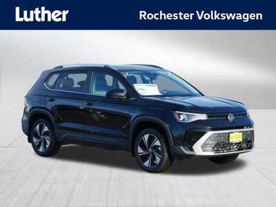 2026 Volkswagen Taos, $35222. Photo 1
