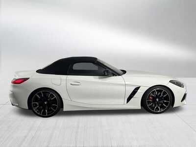 2026 BMW Z4, $71348. Photo 8