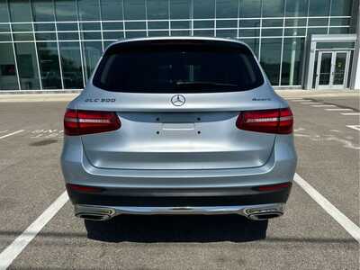 2017 Mercedes-Benz GLC-Class, $14348. Photo 6