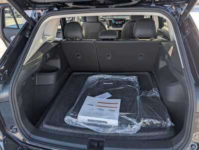 2026 Volkswagen Tiguan, $39136. Photo 7